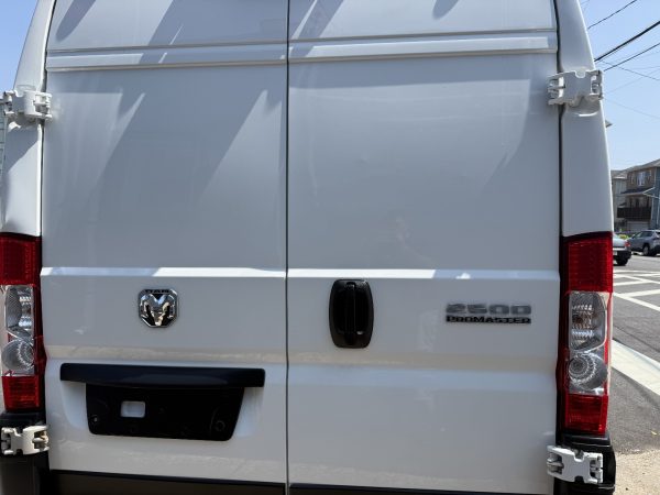 2023 RAM PROMASTER 2500 - Imagen 11