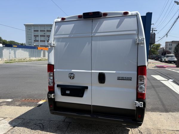 2023 RAM PROMASTER 2500 - Imagen 16